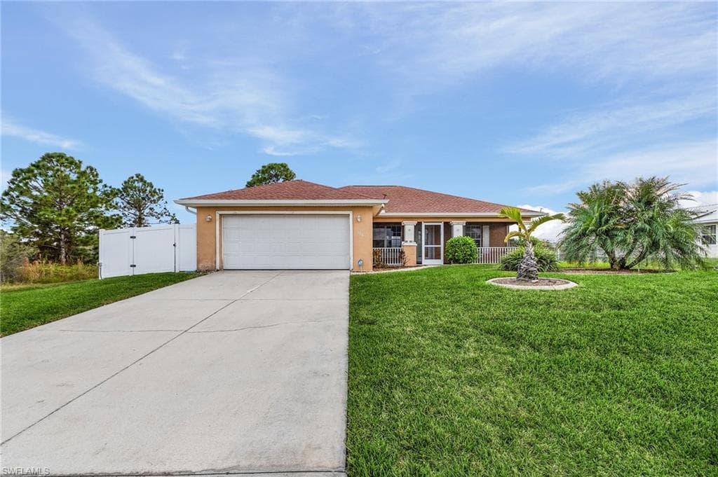 3001 68th ST W LEHIGH ACRES, FL 33971