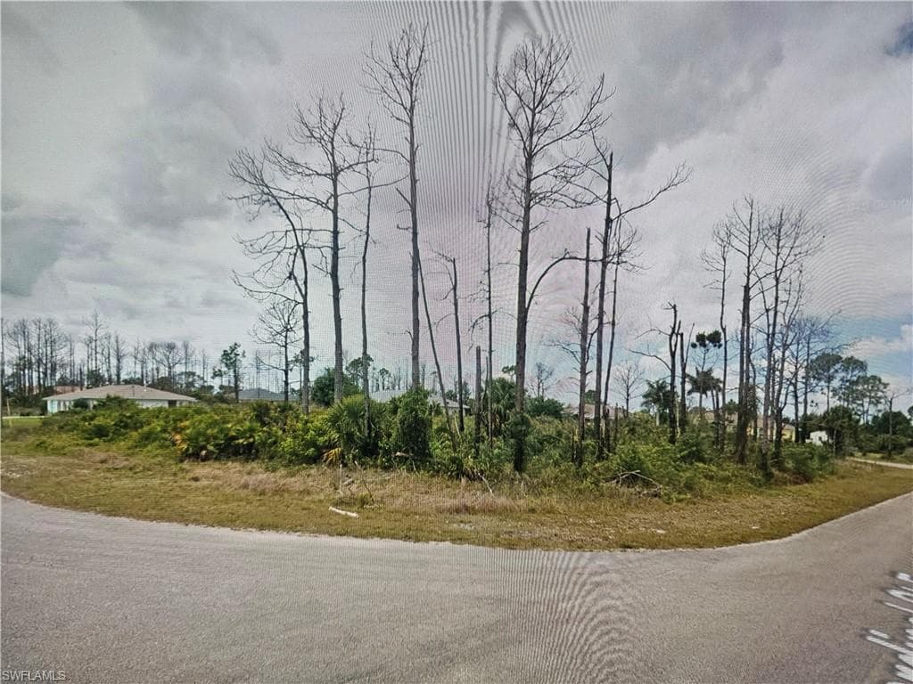 370 Cratsley AVE S LEHIGH ACRES, FL 33974