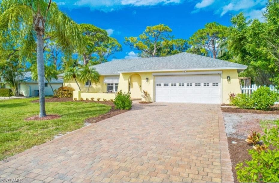 173 7th ST BONITA SPRINGS, FL 34134