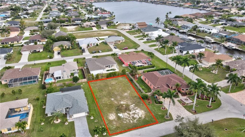 4225 SW 14th PL CAPE CORAL, FL 33914