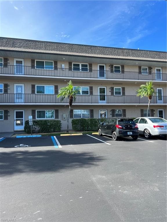 5419 Rattlesnake Hammock RD 303F NAPLES, FL 34113