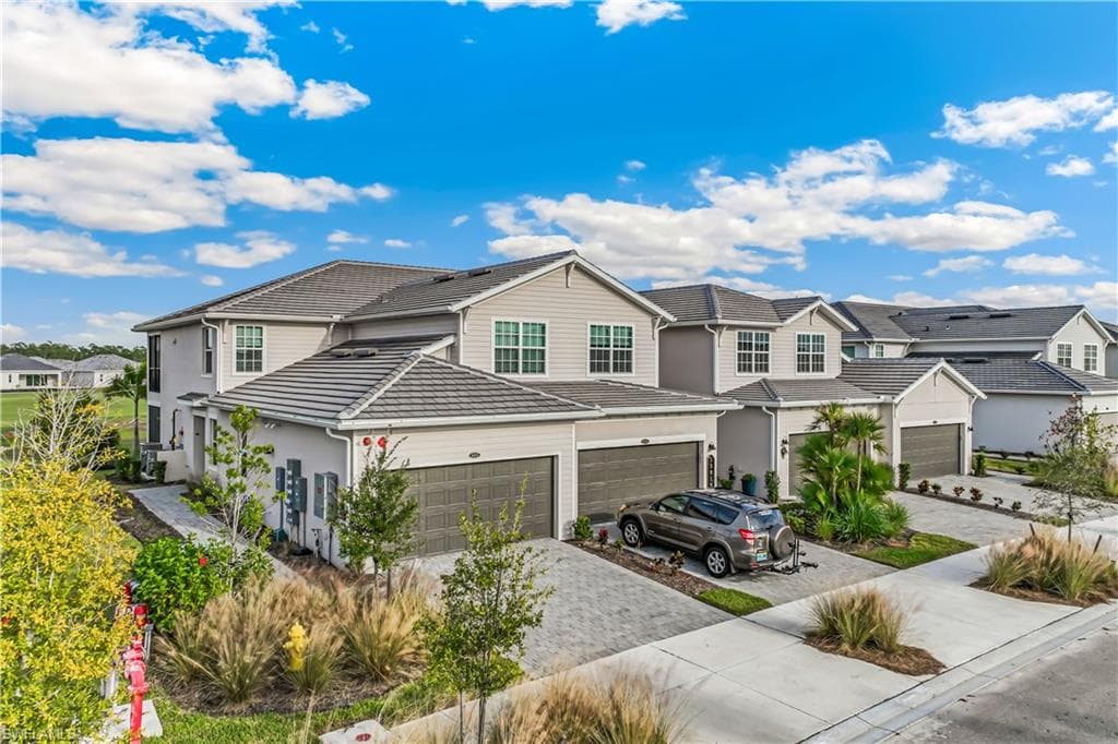 15919 Grassland LN 4211 PUNTA GORDA, FL 33982