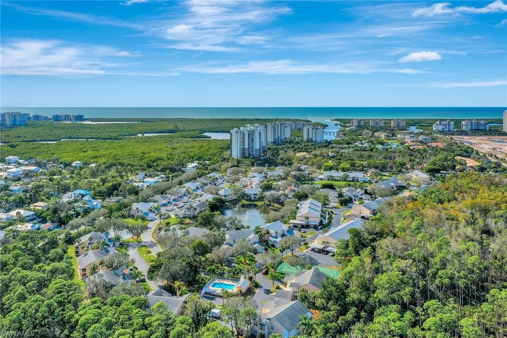 743 Wiggins Lake DR 201 NAPLES, FL 34110