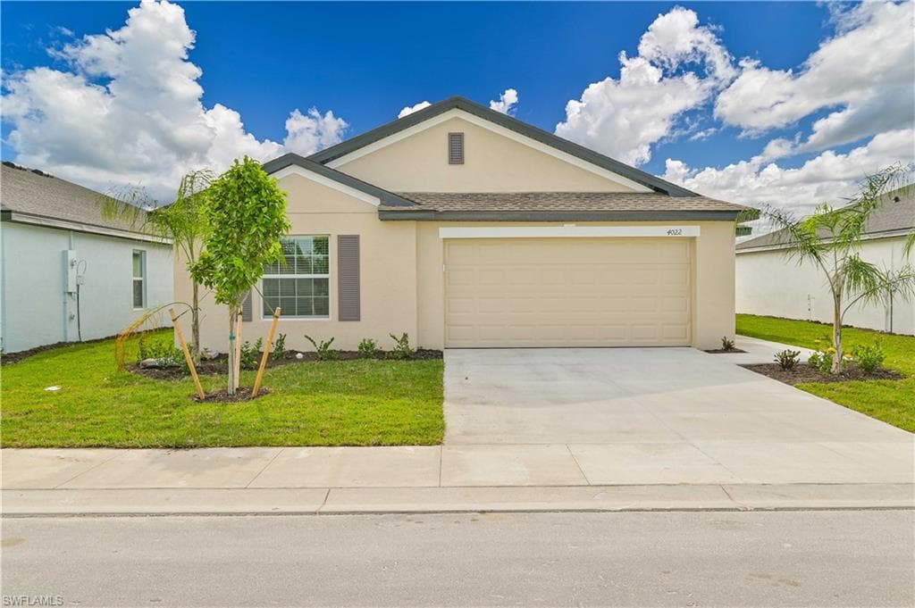 4022 San Clemente CT NORTH FORT MYERS, FL 33917