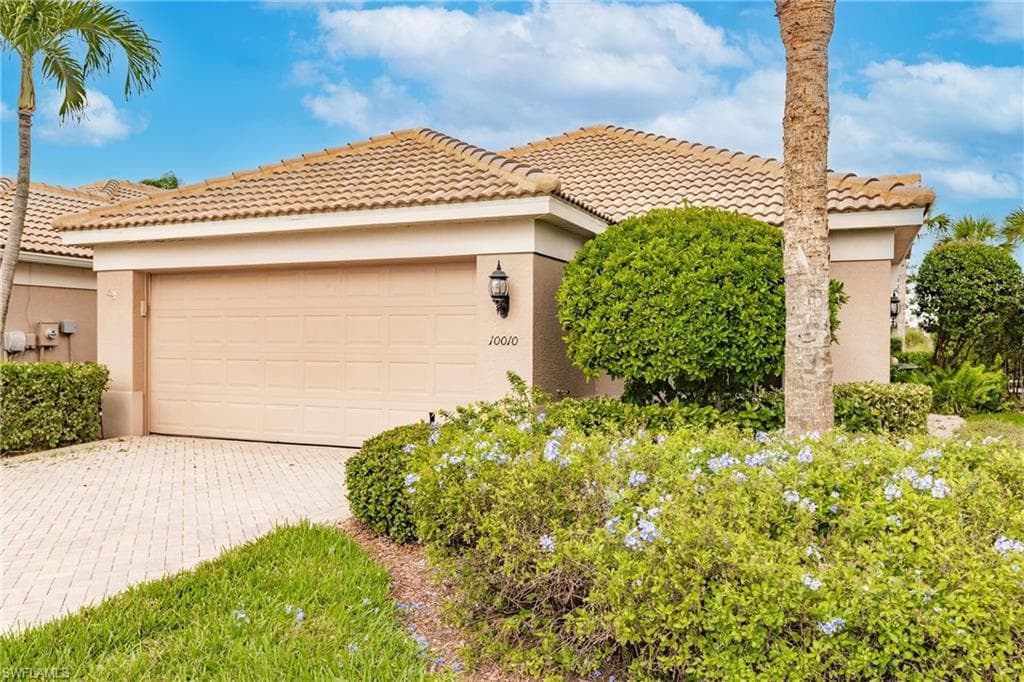 10010 Majestic AVE FORT MYERS, FL 33913