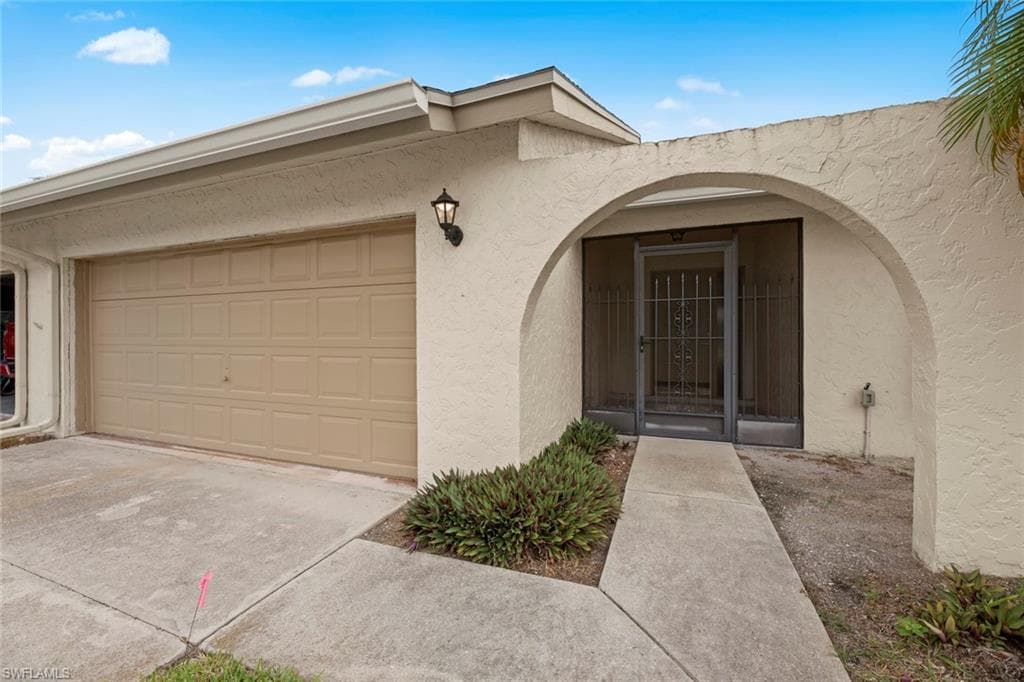 16565 Coriander LN FORT MYERS, FL 33908