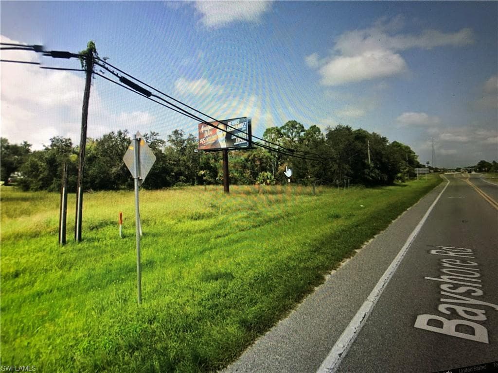 9400 Bayshore RD NORTH FORT MYERS, FL 33917