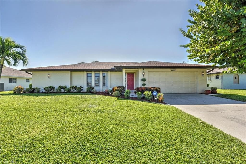 1822 SE 11th TER CAPE CORAL, FL 33990