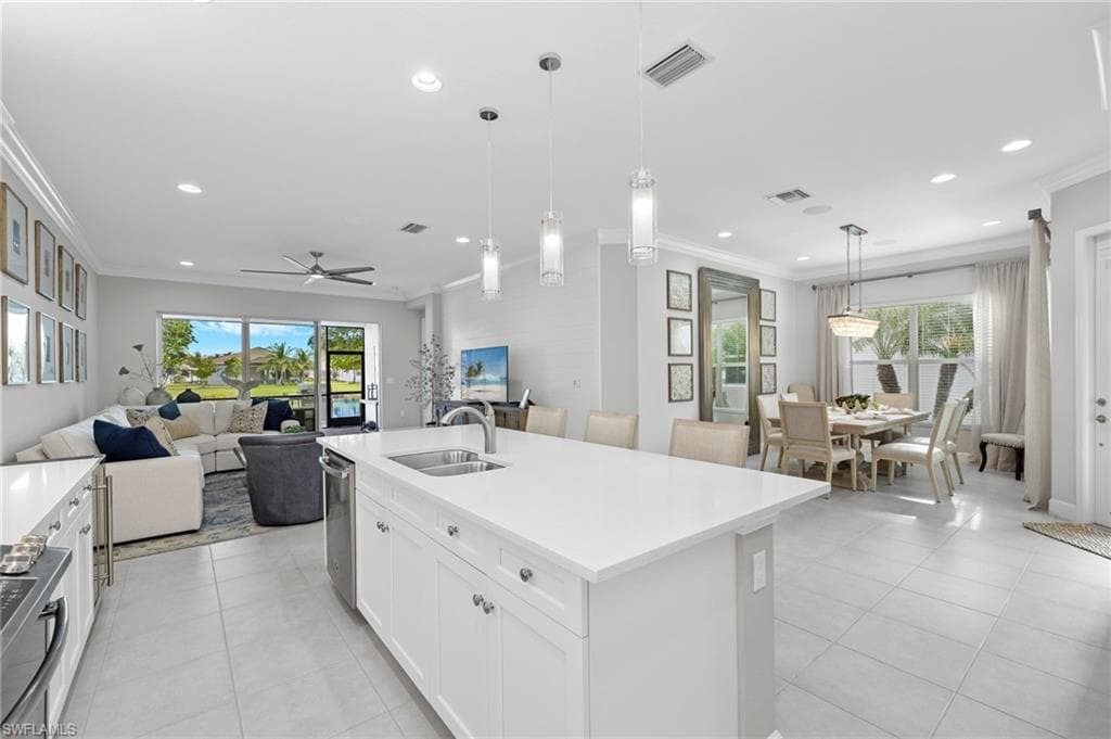 28469 Abruzzo Drive BONITA SPRINGS, FL 34135