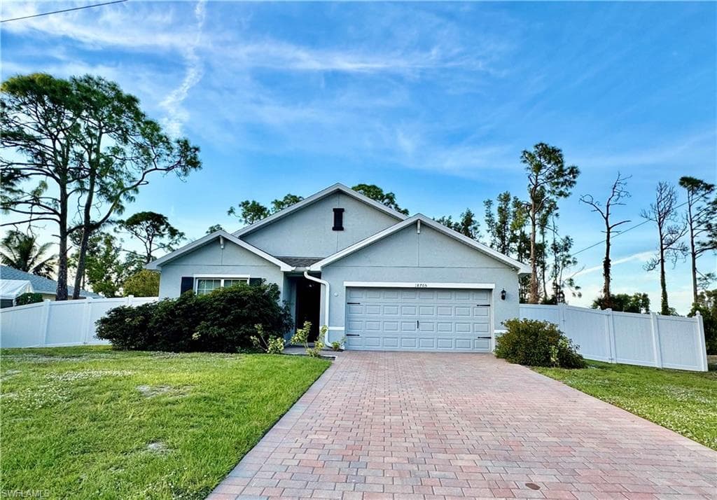 18705 Spruce DR W FORT MYERS, FL 33967