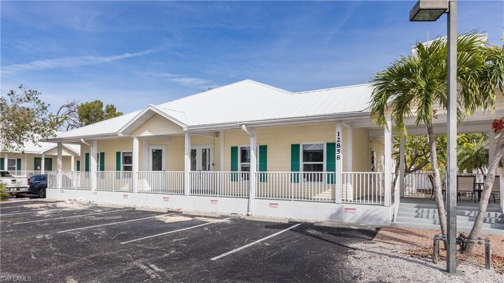 12858 Banyan Creek DR 106 + 105 FORT MYERS, FL 33908