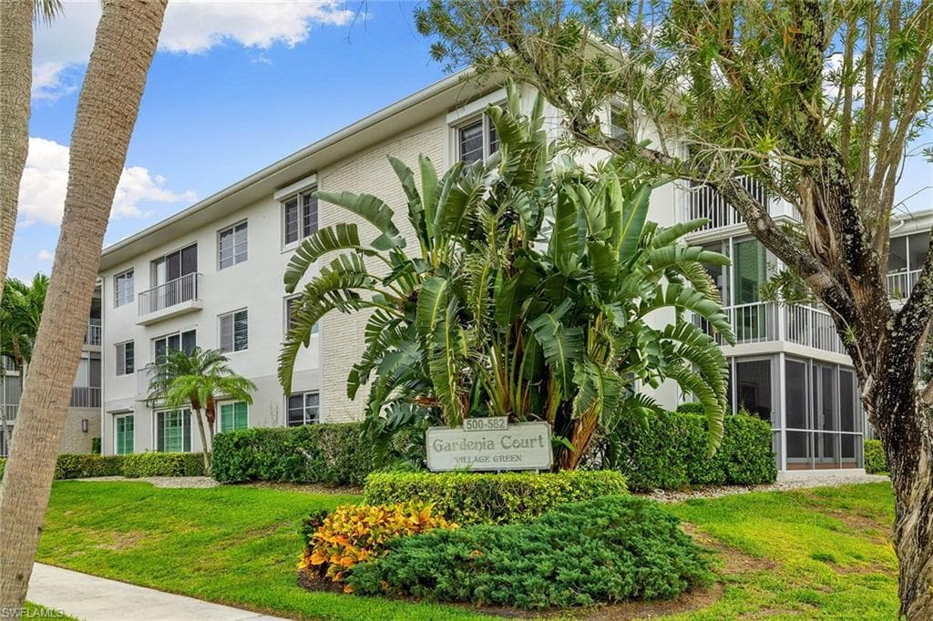 542 12th AVE S 542 NAPLES, FL 34102