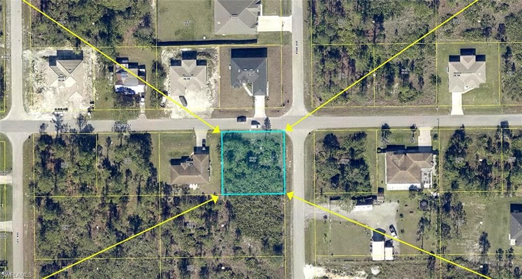 2101 W 9th ST LEHIGH ACRES, FL 33972