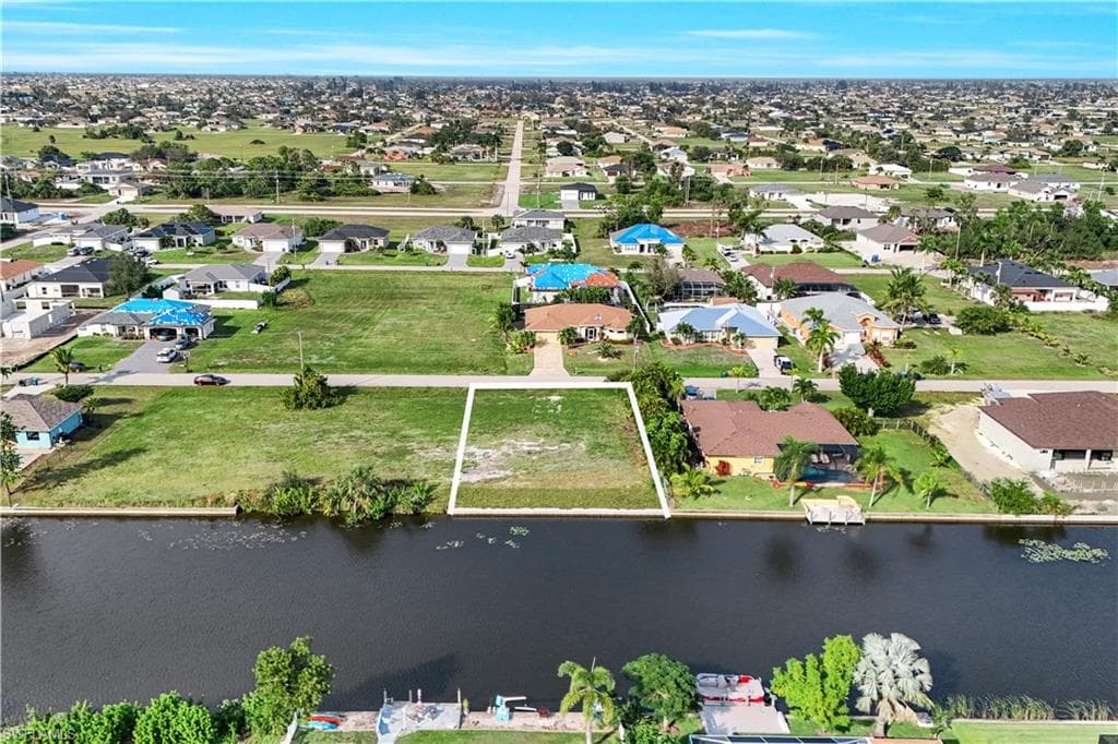 2712 SW 1st TER CAPE CORAL, FL 33991