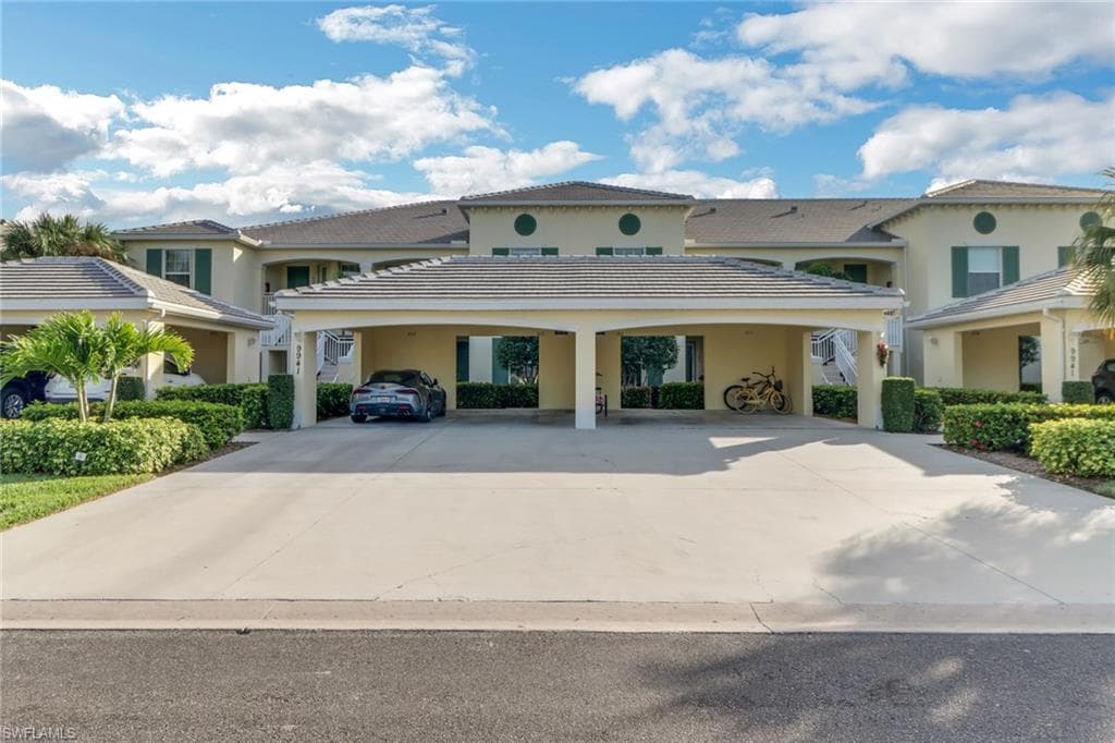 9941 Periwinkle Preserve LN 202 FORT MYERS, FL 33919