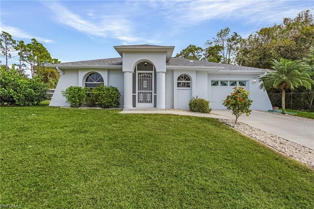 718 Canton AVE LEHIGH ACRES, FL 33972