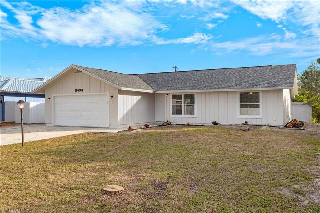 8498 Caloosa RD FORT MYERS, FL 33967