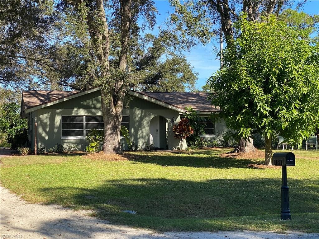 17890 Leetana RD NORTH FORT MYERS, FL 33917