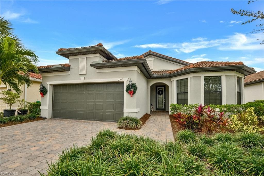 2100 Parson ST NAPLES, FL 34120