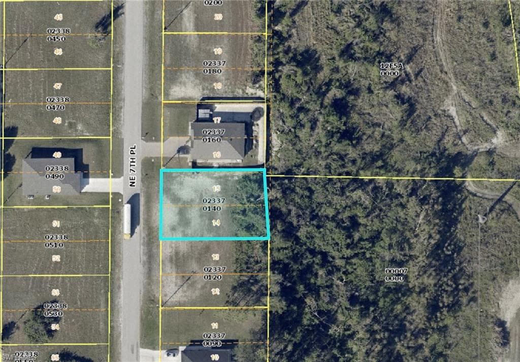 2745 NE 7th PL CAPE CORAL, FL 33909