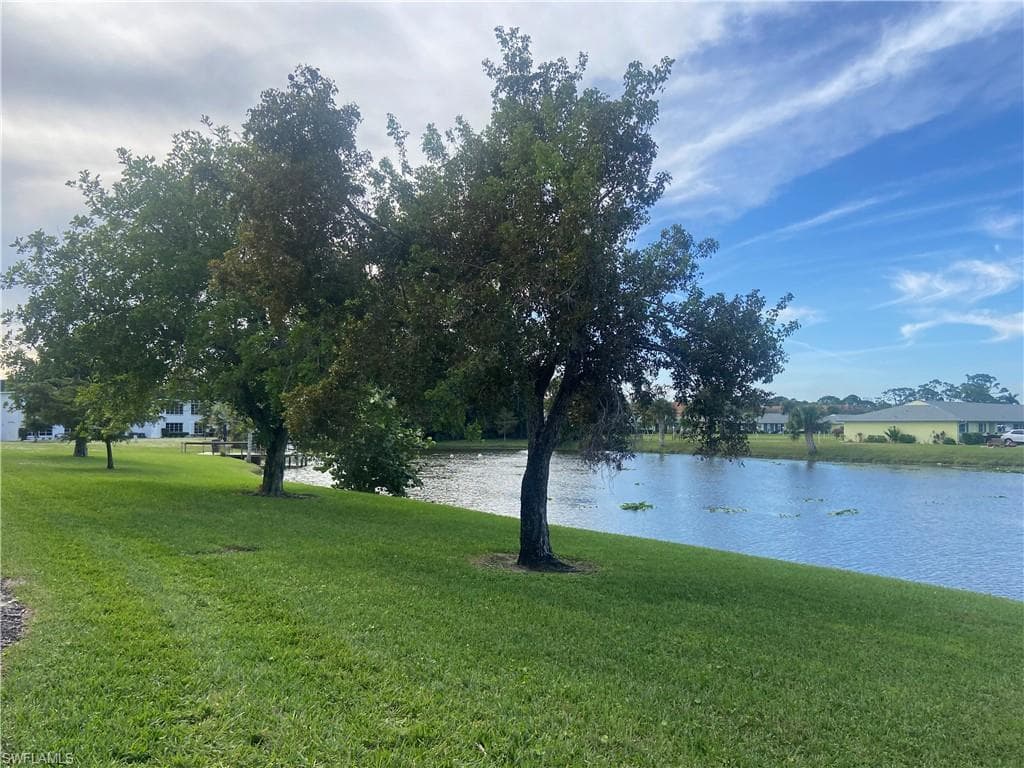 6852 Sandtrap DR 3 FORT MYERS, FL 33919