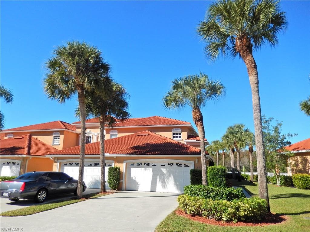 13910 Eagle Ridge Lakes DR 202 FORT MYERS, FL 33912