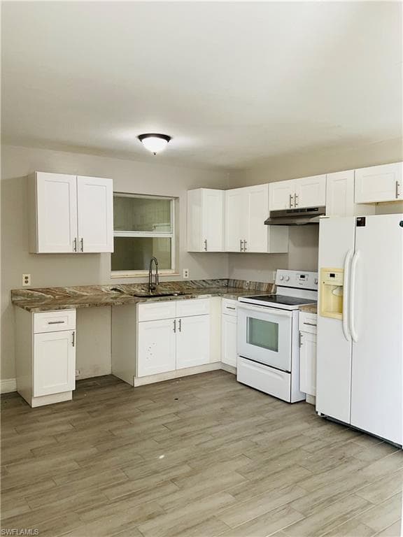 2126 Davis ST FORT MYERS, FL 33916