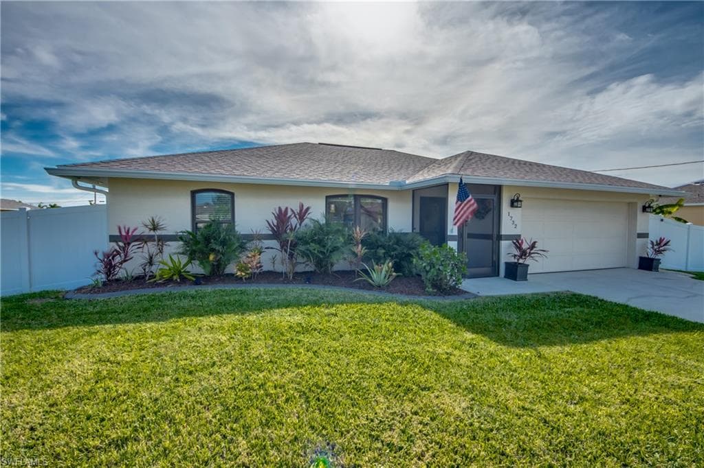 1732 SW 36th TER CAPE CORAL, FL 33914