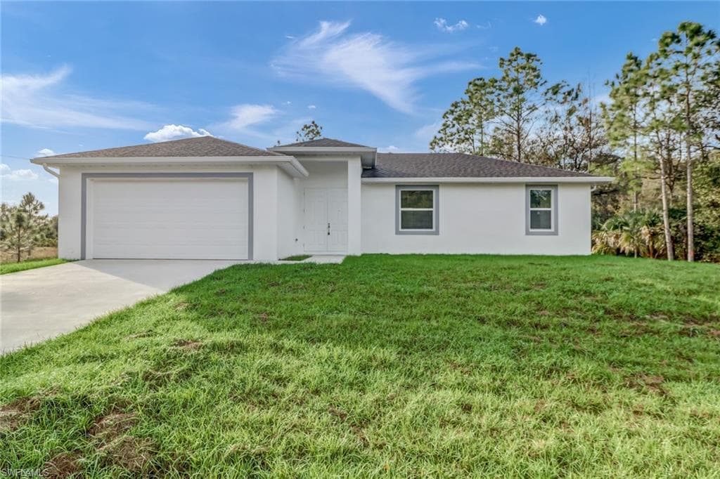 2502 E 18th ST LEHIGH ACRES, FL 33972