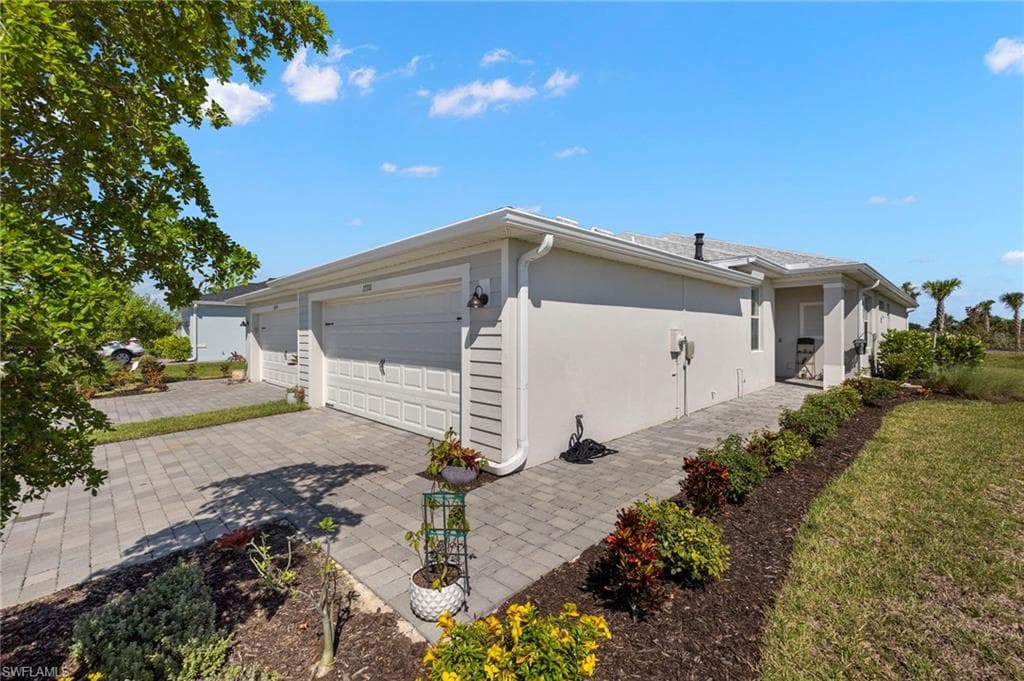 17701 Woodland CT PUNTA GORDA, FL 33982