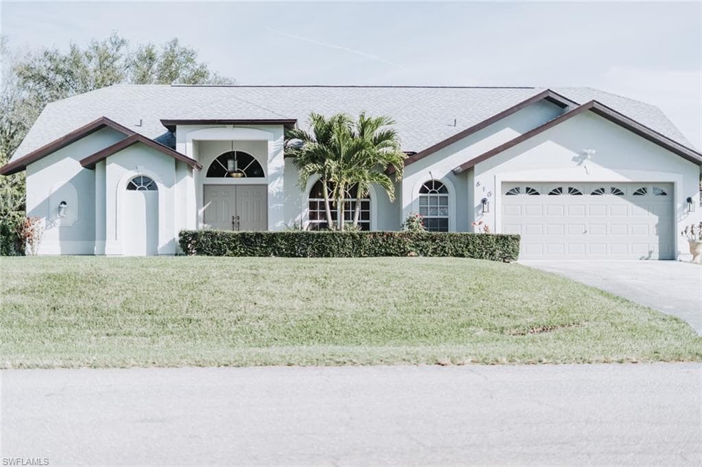 610 Robert AVE LEHIGH ACRES, FL 33936