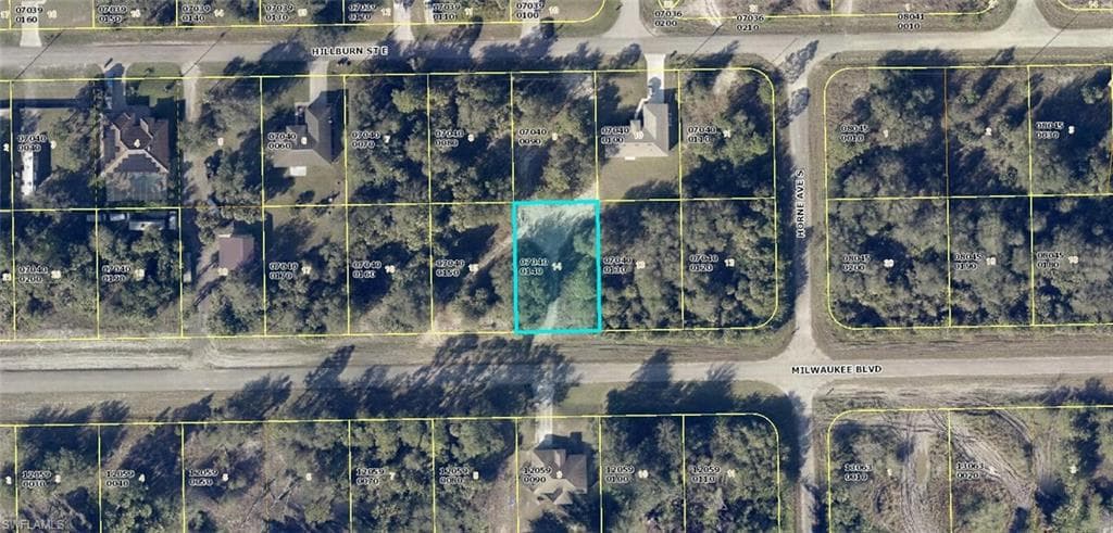 1225 Milwaukee BLVD LEHIGH ACRES, FL 33974