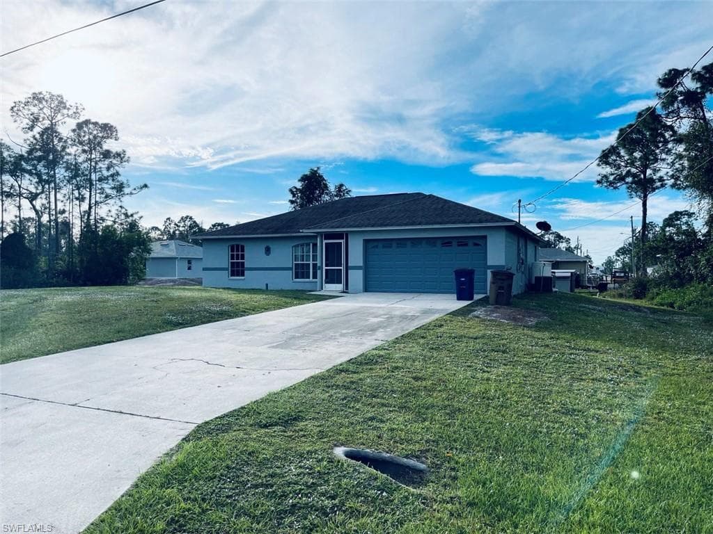 5557 Benton ST LEHIGH ACRES, FL 33971