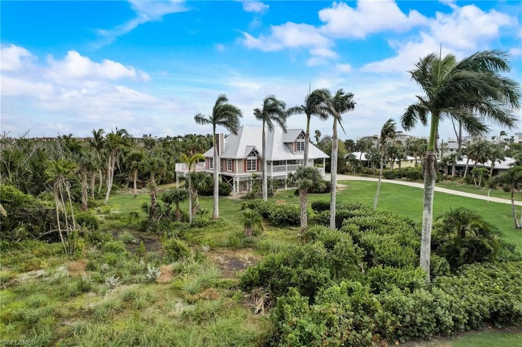 201 Daniel DR SANIBEL, FL 33957