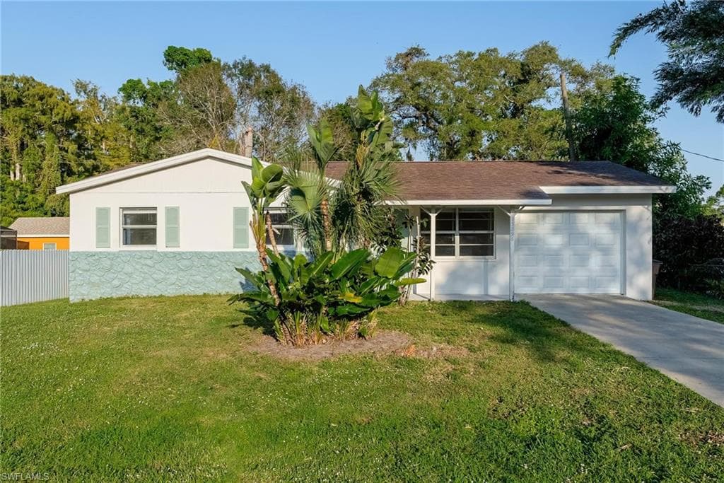 13896 Matanzas DR FORT MYERS, FL 33905
