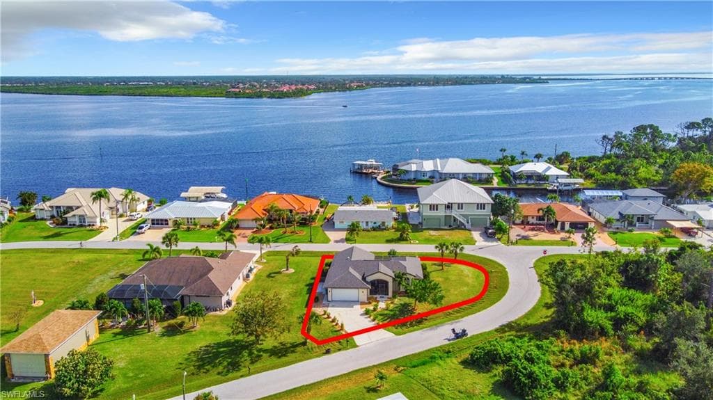 4190 Driver LN PORT CHARLOTTE, FL 33981