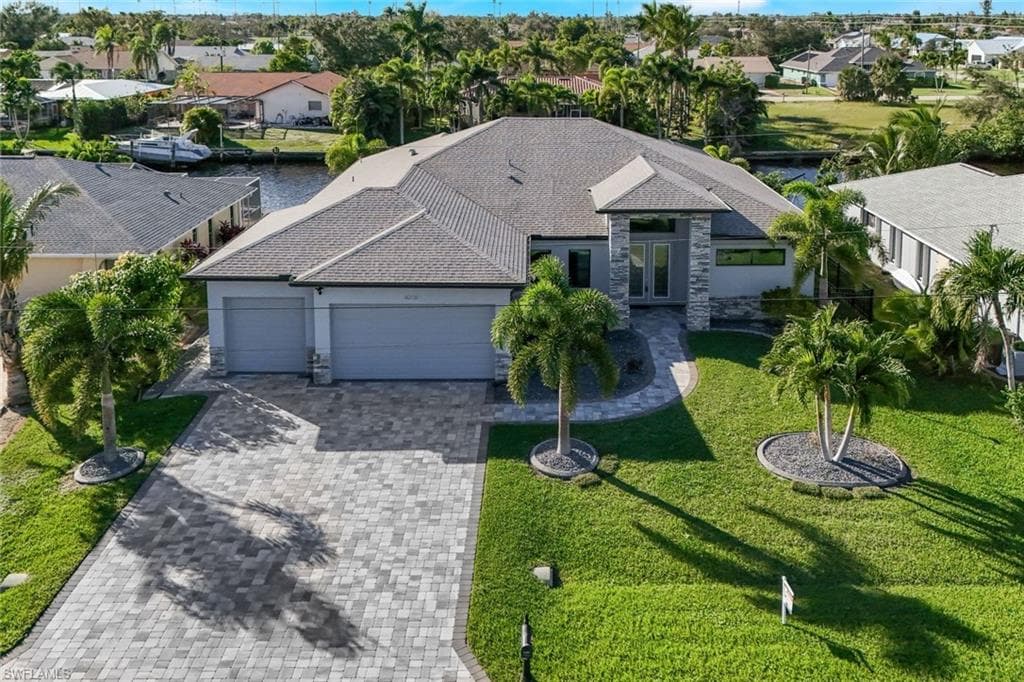4010 1st PL CAPE CORAL, FL 33914