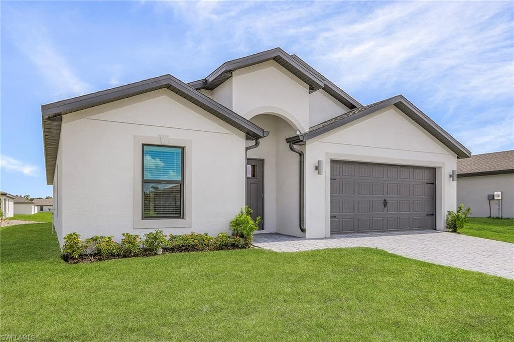 825 Gen D Macarthur AVE LABELLE, FL 33935