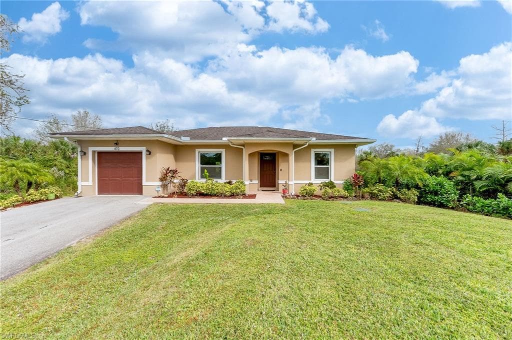 670 20th ST NE NAPLES, FL 34120