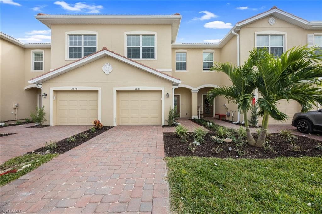 2844 Citrus ST NAPLES, FL 34120