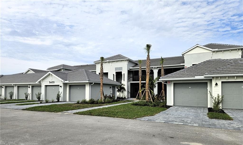 5433 Double Eagle CIR 2915 AVE MARIA, FL 34142