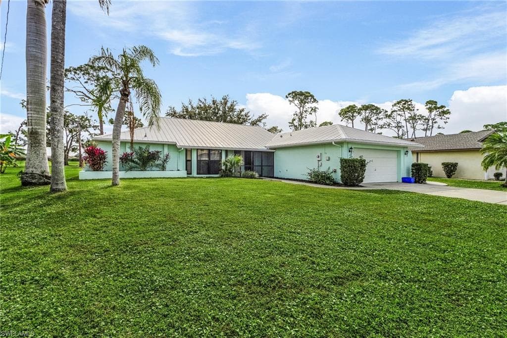 1204 SW 20th ST CAPE CORAL, FL 33991