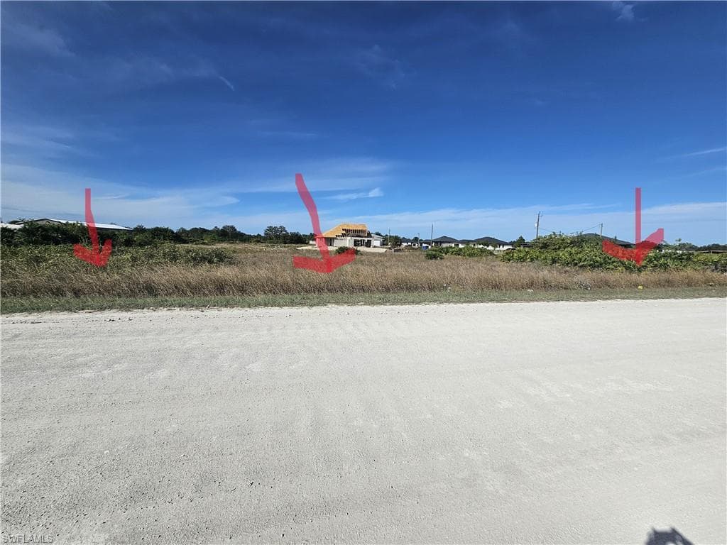 7727 16th PL LABELLE, FL 33935