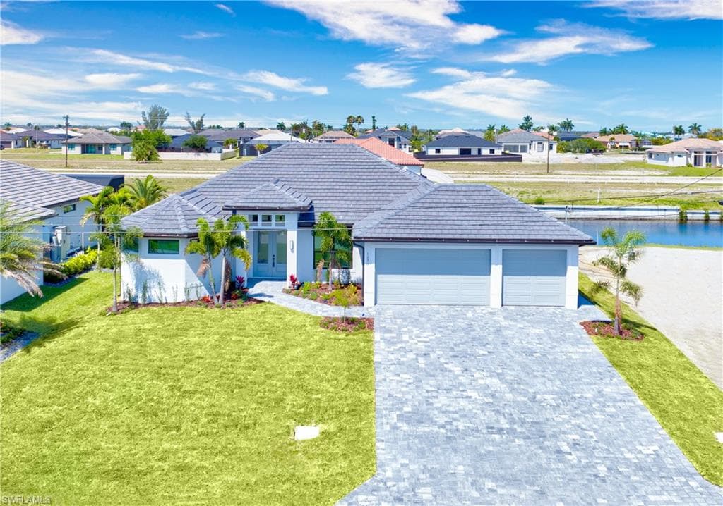1230 NW 39th AVE CAPE CORAL, FL 33993