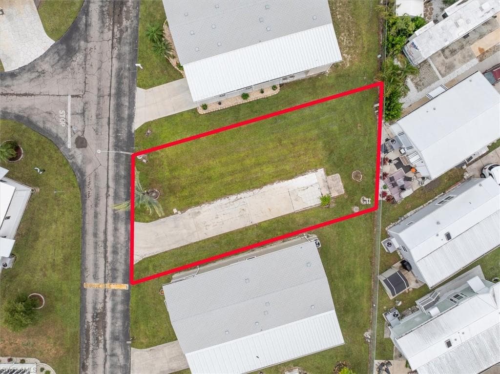223 Derwent BLVD W FORT MYERS, FL 33908