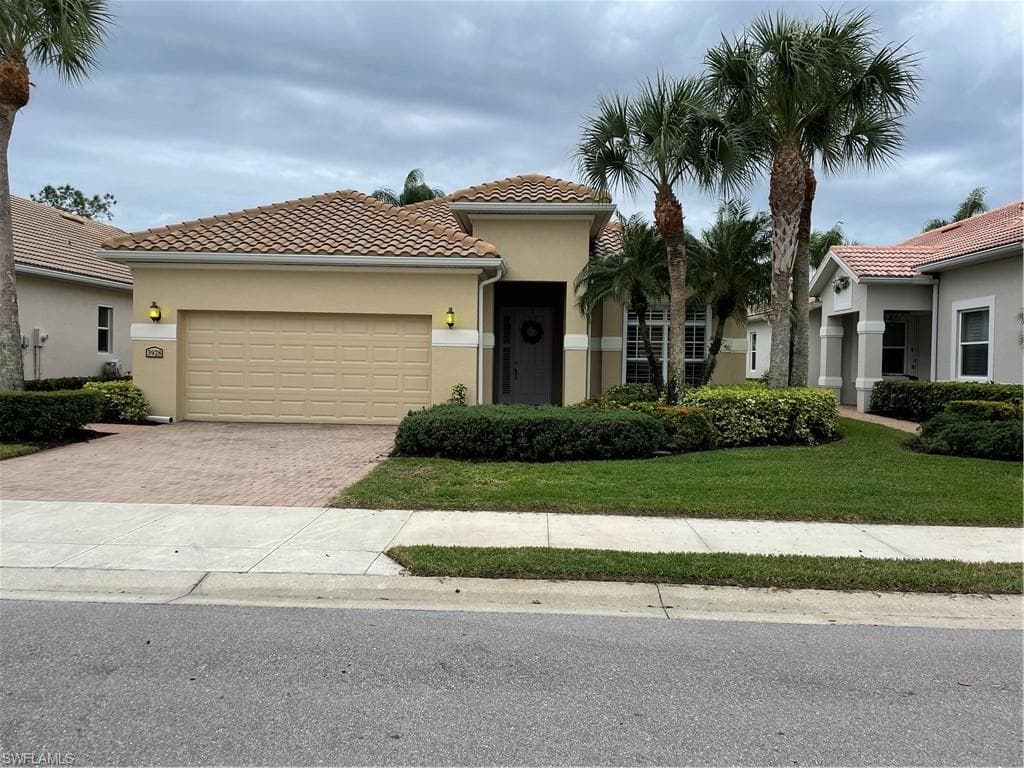 3928 Jasmine Lake CIR NAPLES, FL 34119