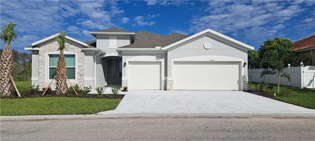 20821 COPPERHEAD DR LEHIGH ACRES, FL 33936