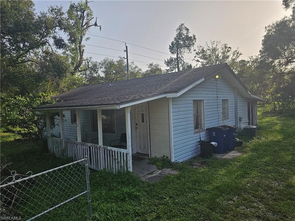 14140 Cemetery RD FORT MYERS, FL 33905