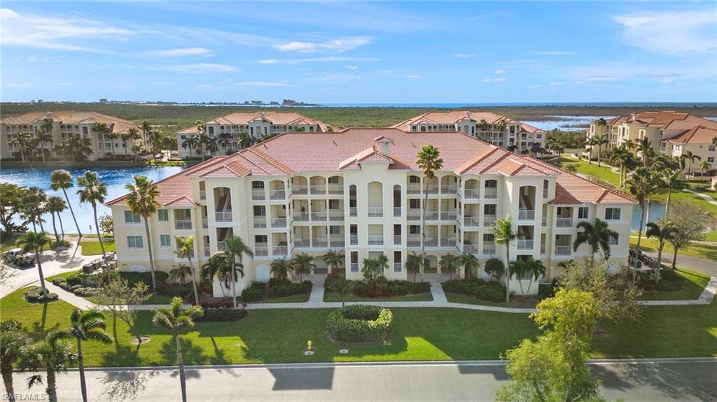 20011 Sanibel View CIR 102 FORT MYERS, FL 33908