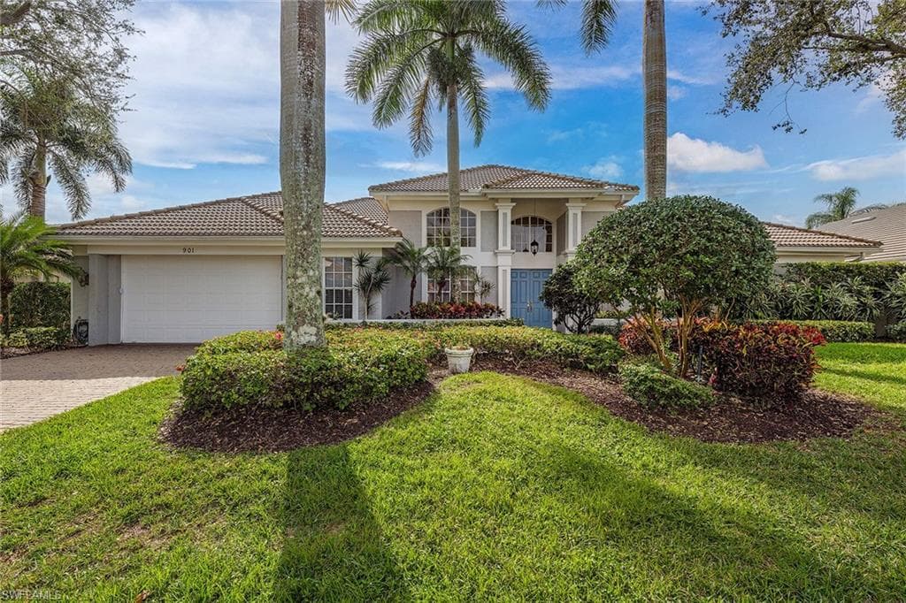 901 Wyndemere WAY NAPLES, FL 34105